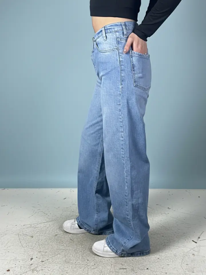Yüksek Bel Bol Paça Denim Pantolon | Zamansız Tasarım & Gün Boyu Rahatlık